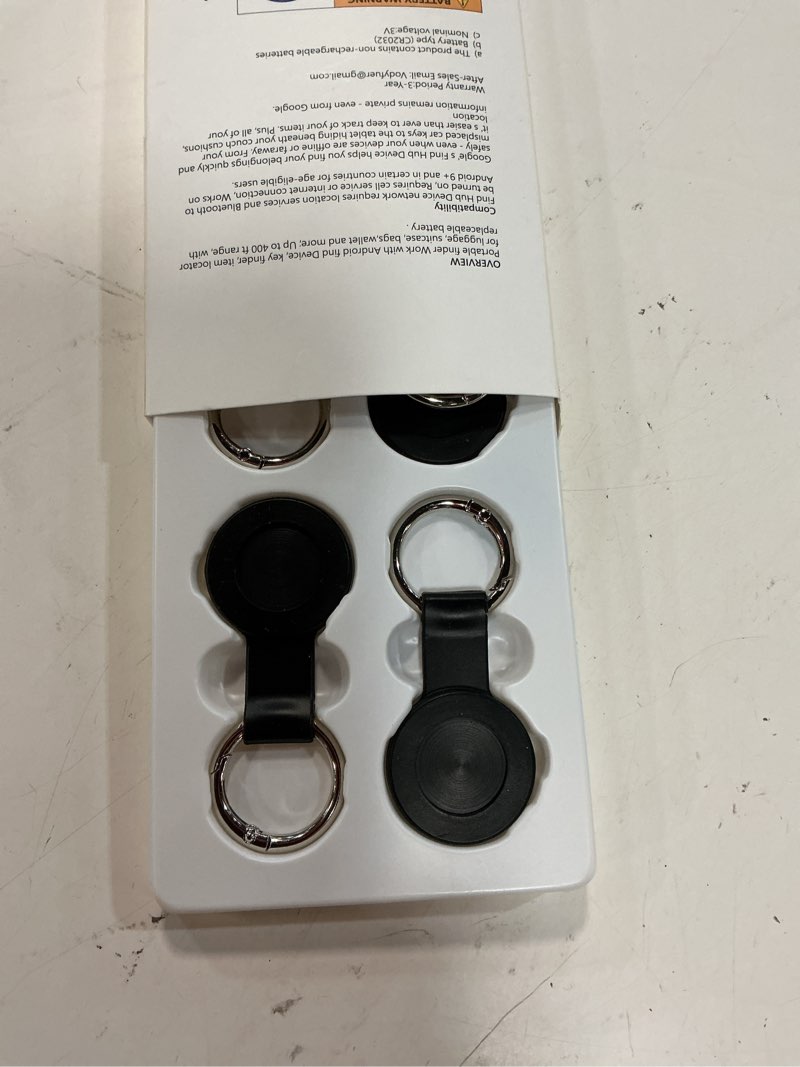 Condition photo showing Good Condition for air tags for android,air tags-4 pack android,air tracker tags with 4 case,2 year battery life,google find trackers for google's find hub app,ip65 waterproof luggage air tracker tag for keys black-4