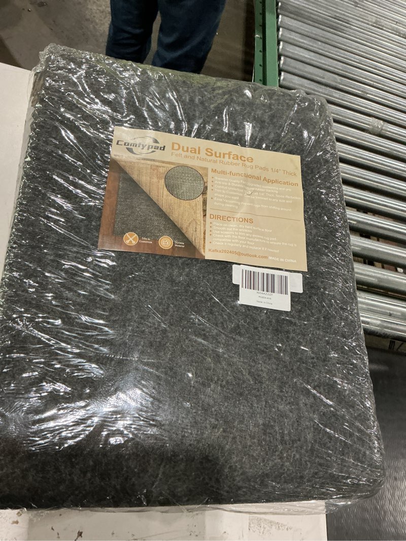 Condition photo showing New/Like New for felt rug pad, 4 x 6 ft rubber non-slip rug pad gripper, keep rugs secure and in place, extra strong under carpet mat cushion - for all floors 6' x 4' (rectangular)