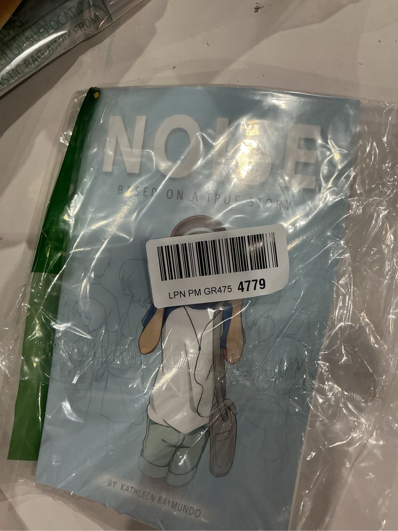 Condition photo showing Good Condition for noise: a graphic novel based on a true story
