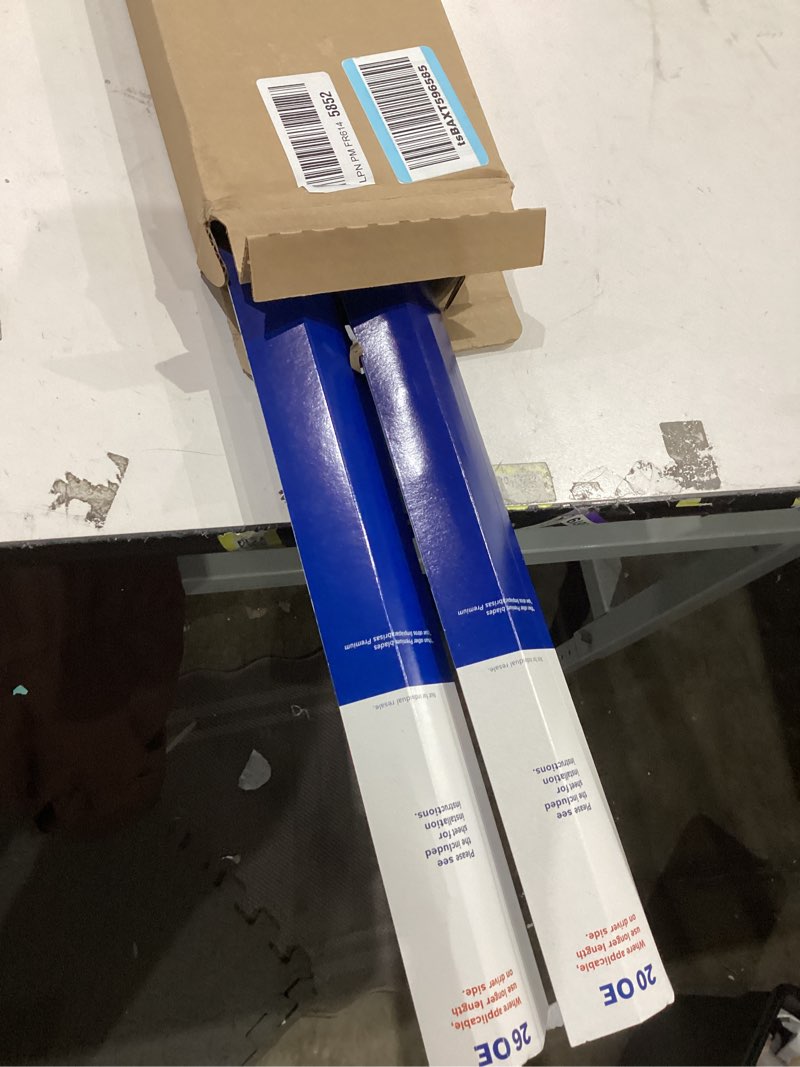 Condition photo showing Good Condition for BOSCH 26OE20OE ICON Beam Wiper Blades - Driver and Passenger Side - Set of 2 Blades (26OE & 20OE) Front (26OE & 20OE) ICON Combo Pack (Front)