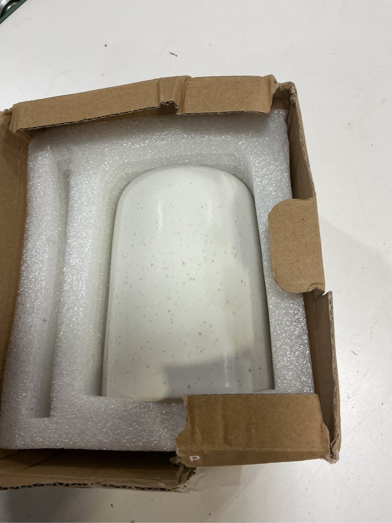 https://lotting-media.assets.bidfta.com/lotting_11ceb7f3-80a2-4bec-9fbf-49fda1dab69e