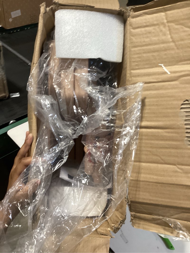 Condition photo showing New/Like New for Pet Gear Easy Step II Extra Wide Pet Stairs, 2 Step for Dogs/Cats up to 200 pounds, Removable/Washable Carpet, Easy Assembly (No Tools Required), Camel