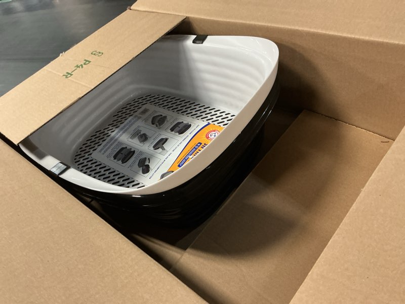 Condition photo showing Good Condition for arm & hammer large sifting litter box scoop free cat litter tray with microban, made in usa