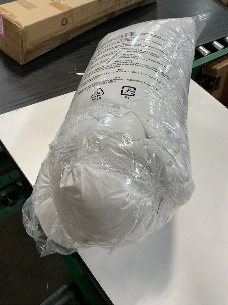 Condition photo showing Good Condition for amazon basics white down alternative comforter and duvet insert with corner tabs (king, all-season) king all-season