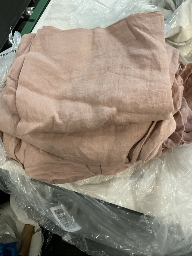 Condition photo showing Good Condition for european linen sheet set, queen, dusty mauve