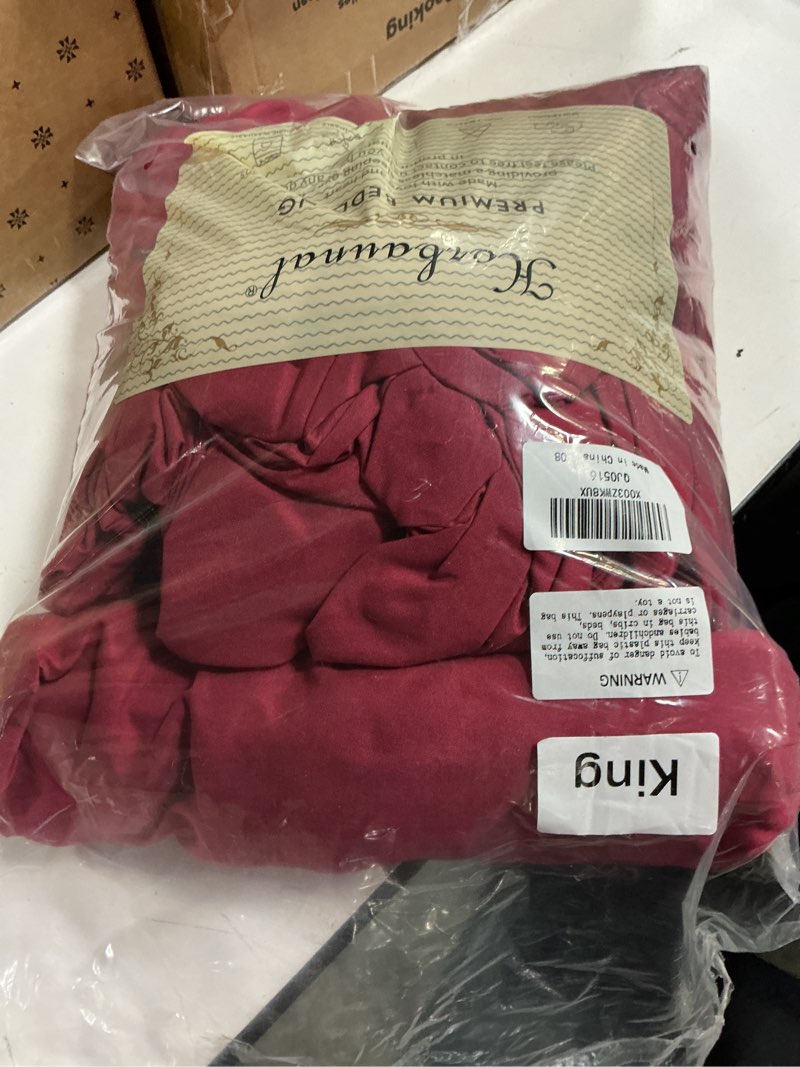 Condition photo showing Good Condition for extra deep pocket king fitted sheet only - fits up to 24 inch mattress - luxury 1800 thread count - microfiber burgundy fitted bed sheet king size