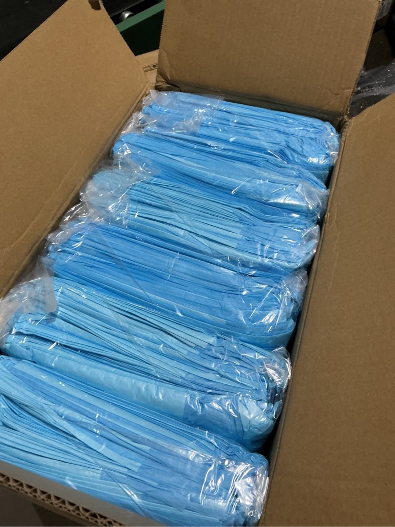 Condition photo showing Good Condition for medline disposable chucks pads, 23 x 36 inches (pack of 150), ultra-light absorbency pee pads for surface protection, disposable diaper changing pads for baby, puppy pads for dog potty training 23" x 36" (150 count)