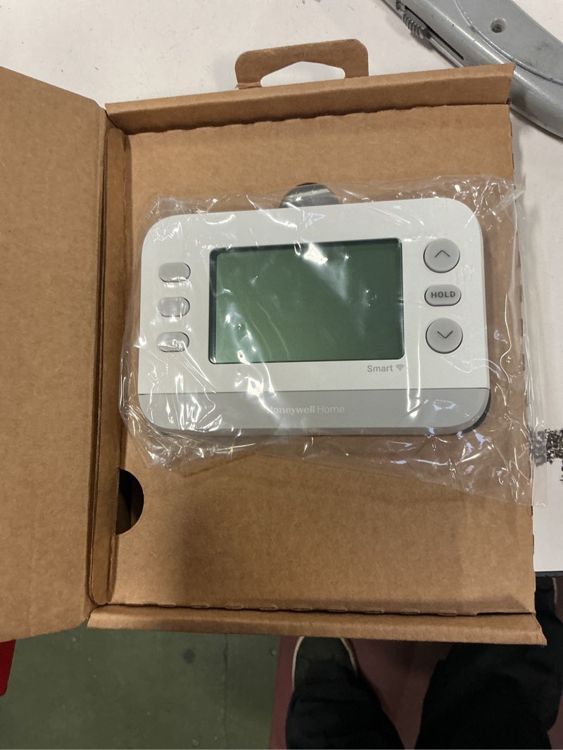 Condition photo showing New/Like New for New! Honeywell Home Smart Thermostat, Conventional/Heat Pump Compatibility, WiFi Thermostat for Home, X2S, Gray