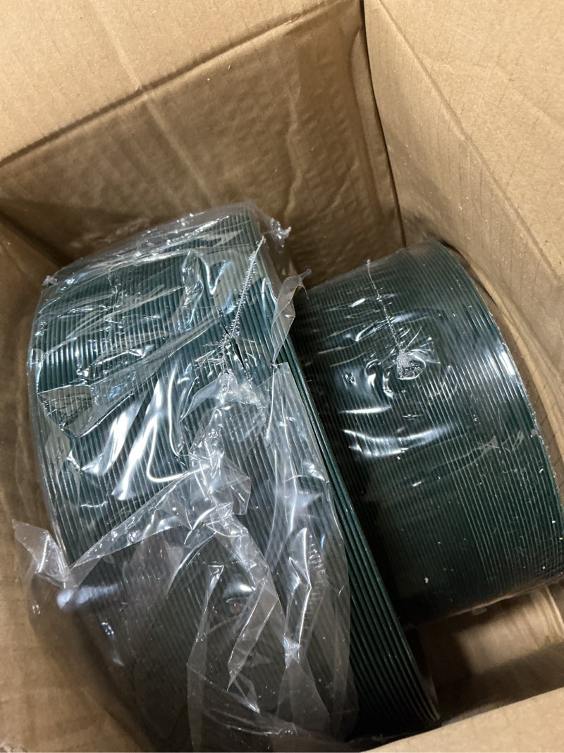 Condition photo showing New/Like New for pulote 100pcs green plastic plates - green disposable plates with gold rim - include 50 pieces dinner 10.25inch,50 pieces dessert 7.5inch for party&christmas