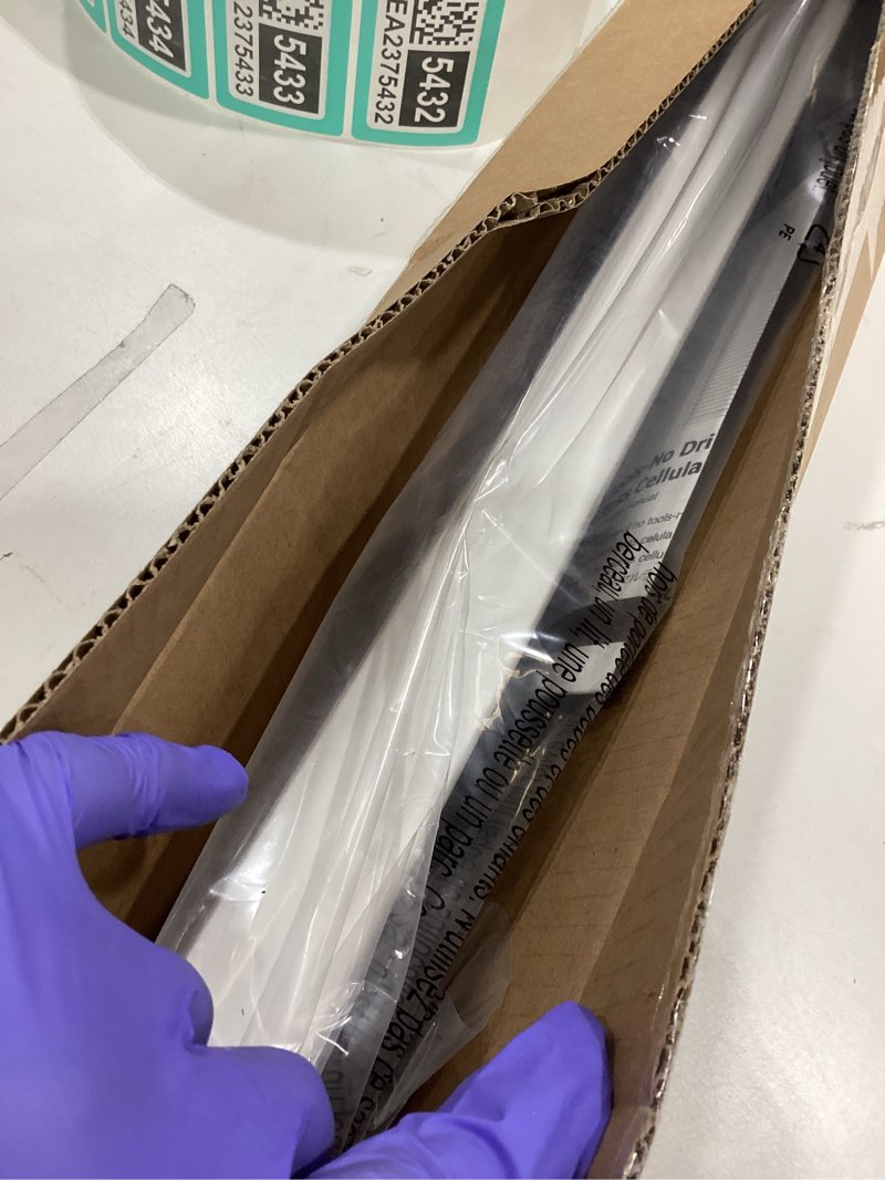 Condition photo showing Good Condition for Cordless blind