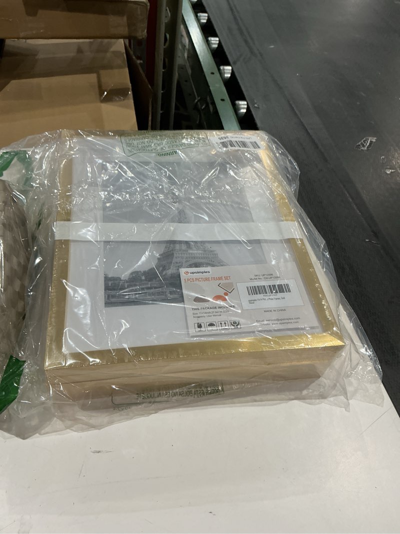 Condition photo showing Good Condition for upsimples 11x14 picture frame set of 5, display pictures 8x10 with mat or 11x14 without mat, wall gallery photo frames, gold gold 11x14