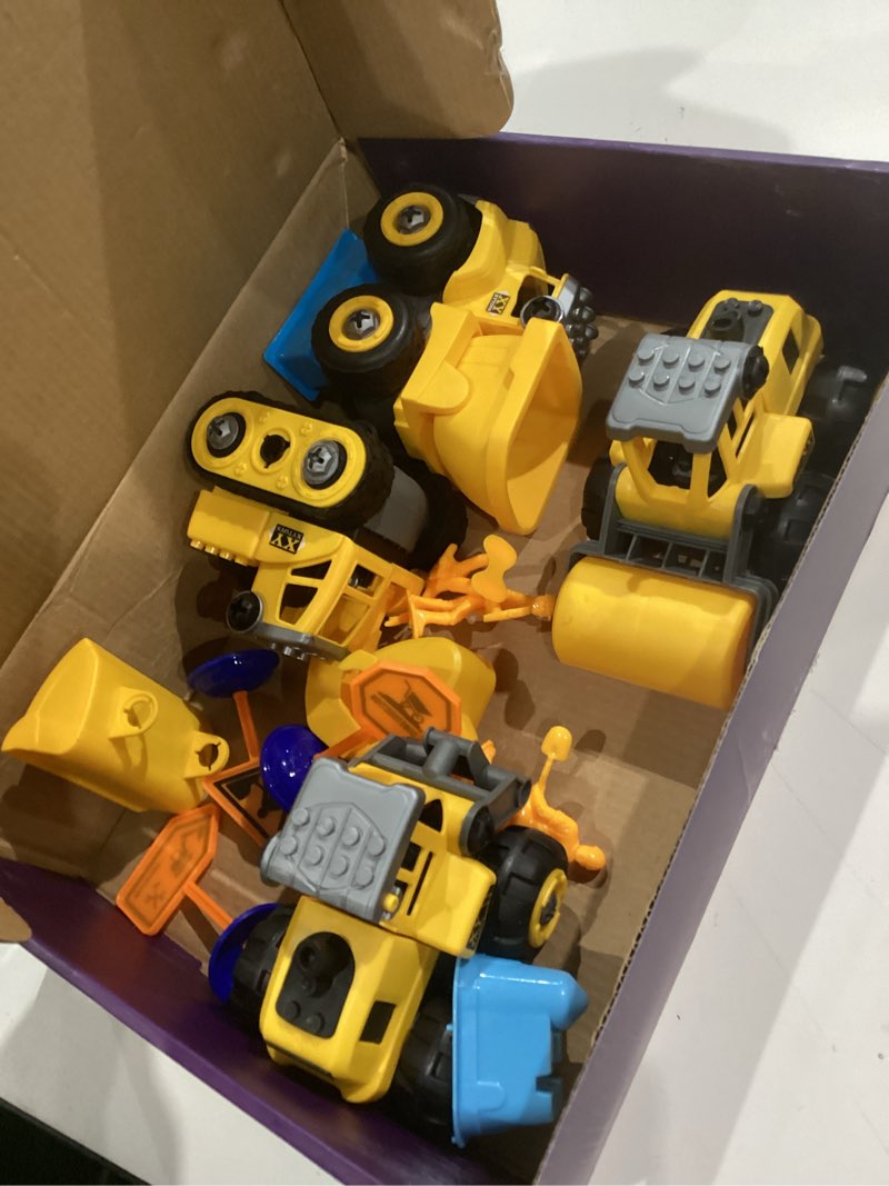 Condition photo showing As Is for play construction sand kit,2.2lbs magic sand w/4 large take apart construction trucks,1 sandbox,8 worker figures and road signs,8 molds,toys for 2-8 years old boys girls