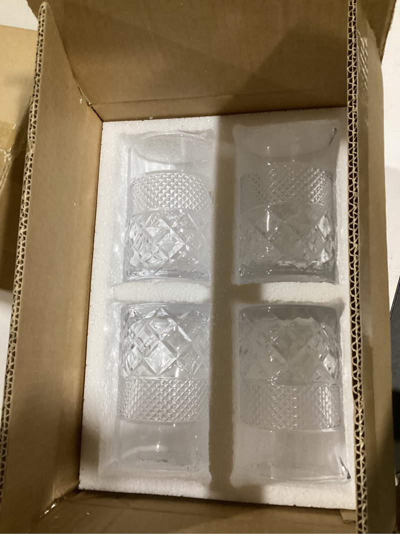 Condition photo showing New/Like New for 4-pack Cocktail Mixing Glass - 21oz Lead-Free Hand Blown Barware with Professional Bartender Kit - for Martini, Manhattan, Old Fashioned - Premium Home Bar Gift for Wedding Anniversary Birthday Clear_C_4PCS
