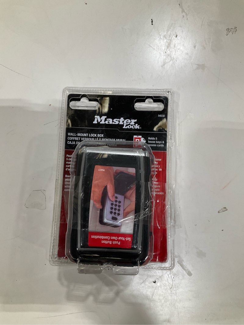 Condition photo showing Good Condition for master lock 4-5/8 in. h x 3.13 in. w x 2-1/16 in. l metal 4-digit combination lock box