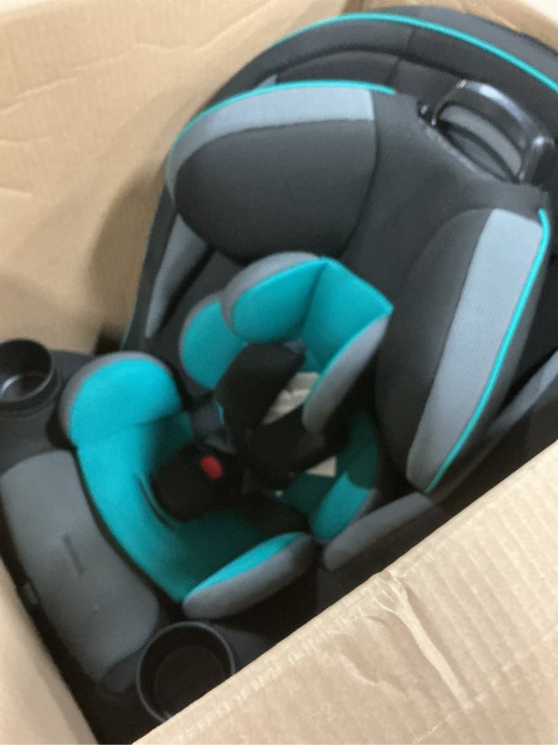 Condition photo showing Good Condition for safety 1st grow and go all-in-one slim convertible car seat, rear facing, 5-40 lbs, forward facing (30–65 lbs), high back booster seat 40-100 pounds, green gables green gables original