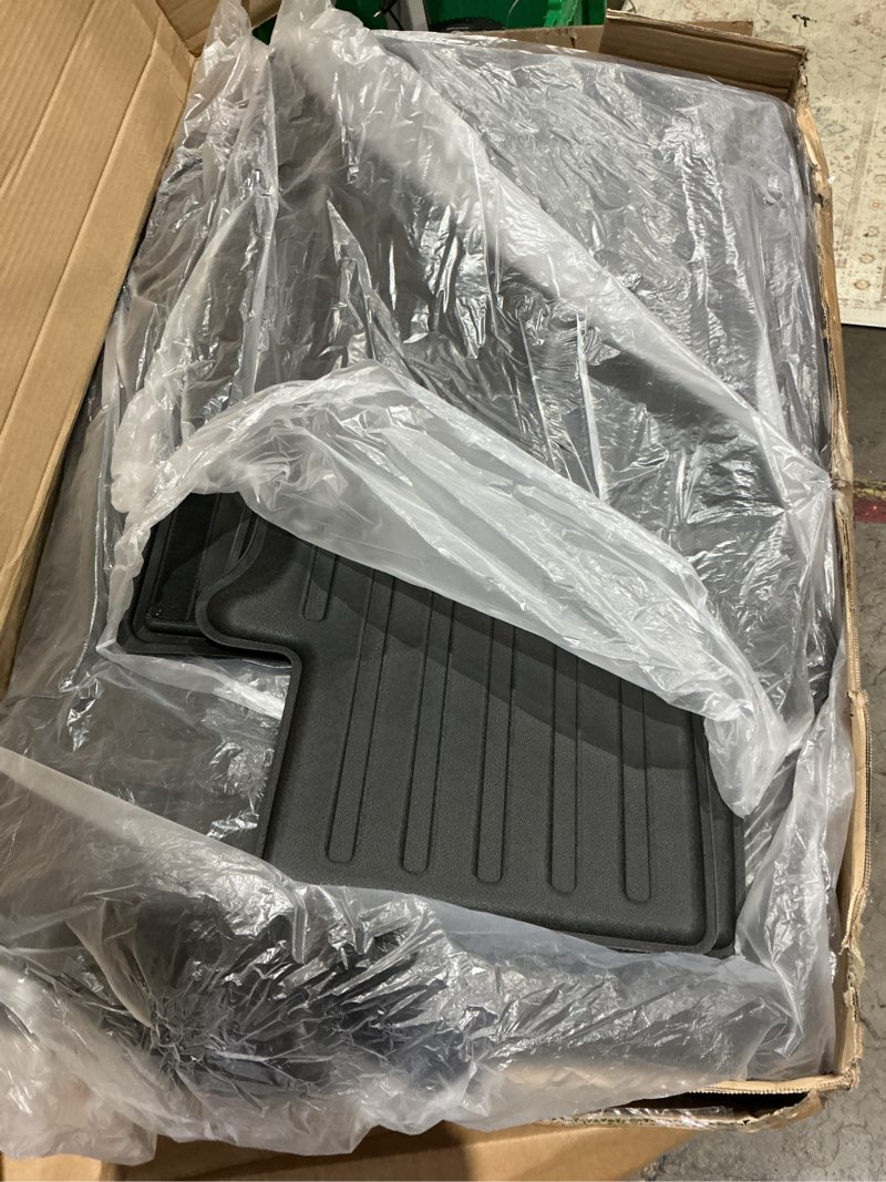Condition photo showing Good Condition for 11 pcs floor mats for 2025 2026 kia carnival hybrid 8-seater (not for gas) - all weather tpe floor liners cargo liner with backrest mats carnival accessories custom fit trunk mats full set, black (8)kia carnival 2025-2026 floor mats & cargo mat & backrest mat