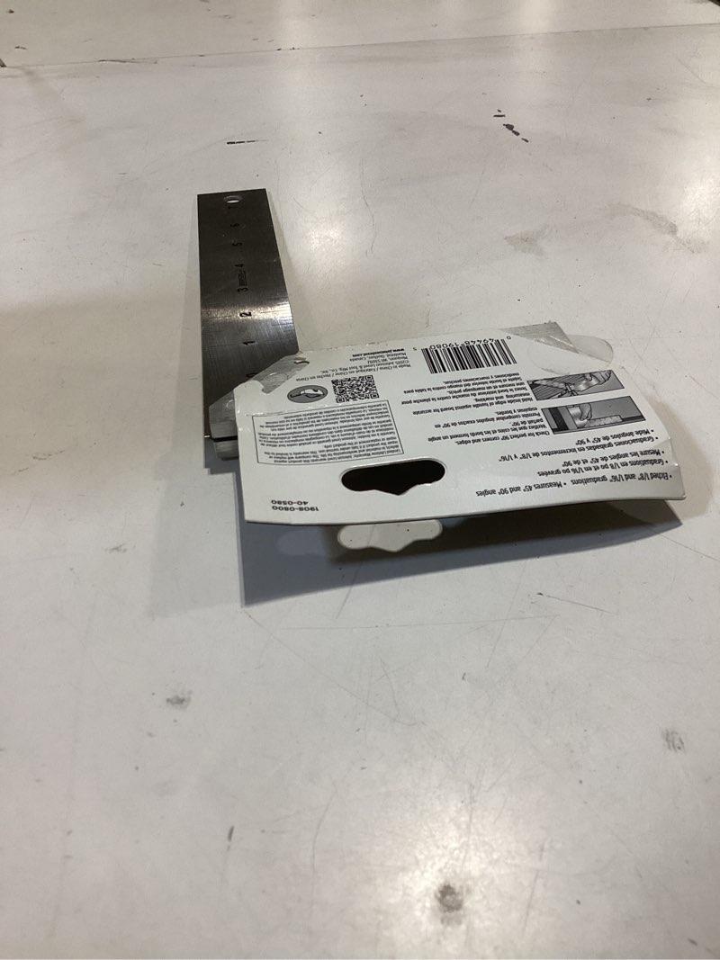 Condition photo showing Good Condition for johnson level 8-in professional aluminum try square