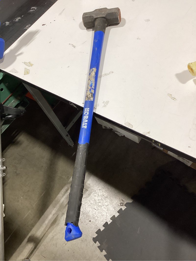 Condition photo showing Good Condition for kobalt black hammers 8 -lb steel head fiberglass handle engineering sledge hammer