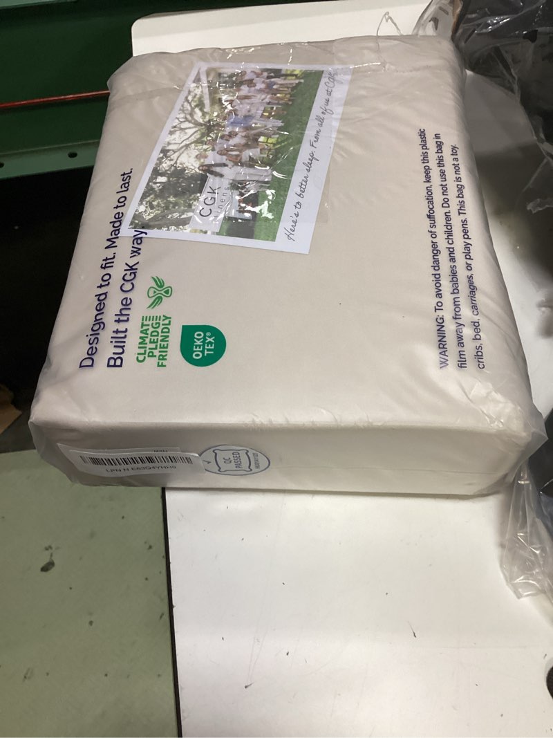 Condition photo showing Good Condition for king size 4 piece sheet set - comfy breathable & cooling sheets - hotel luxury bed sheets for women & men - deep pockets, easy-fit, extra soft and wrinkle free sheets - wheat oeko-tex bed sheet set 11 - wheat king