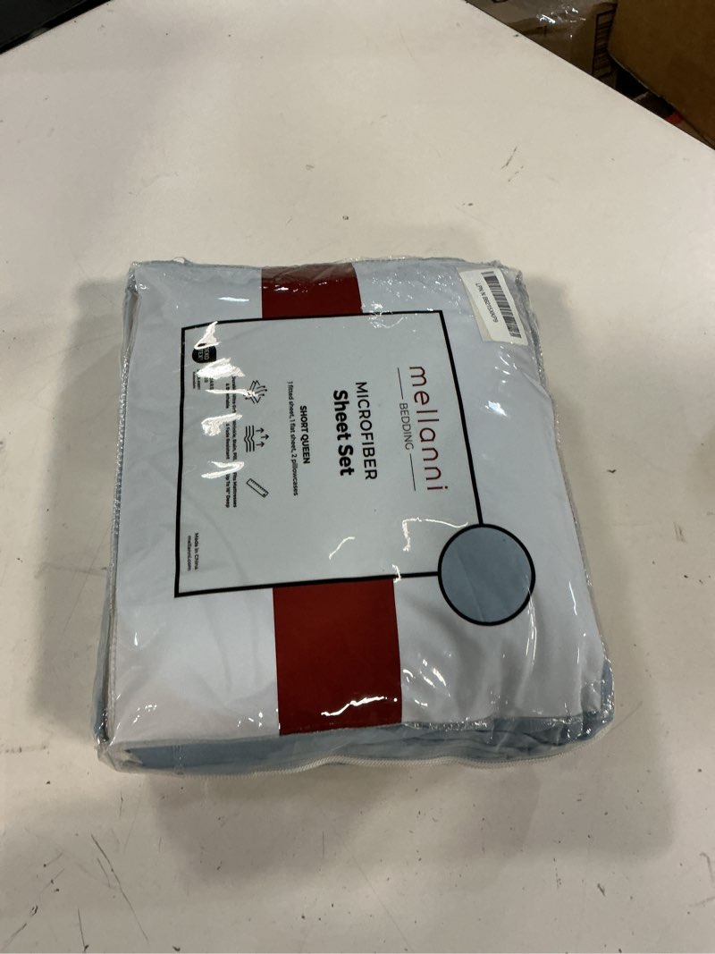 Condition photo showing New/Like New for mellanni rv short queen sheets - 4 pc iconic collection bedding - hotel luxury, extra soft, cooling bed sheets - deep pocket up to 10 inch (rv/short queen, blue hydrangea) 1573 blue hydrangea rv / short queen