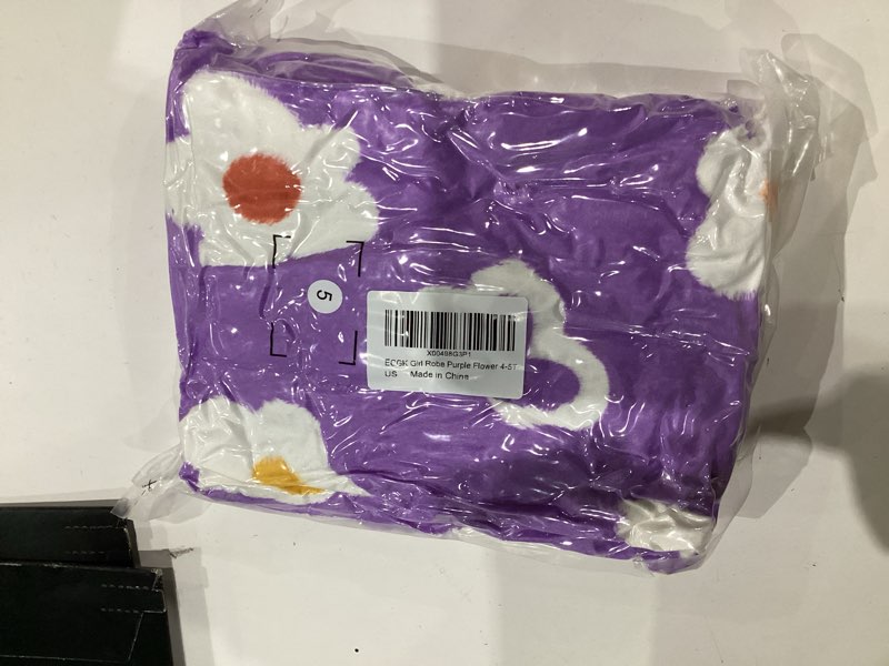 Condition photo showing New/Like New for Girls Fleece Hooded Robes, Warm Printed Bath Robe for Kids Soft Fuzzy Bathrobe for Gifts Purple Flower 4-5T