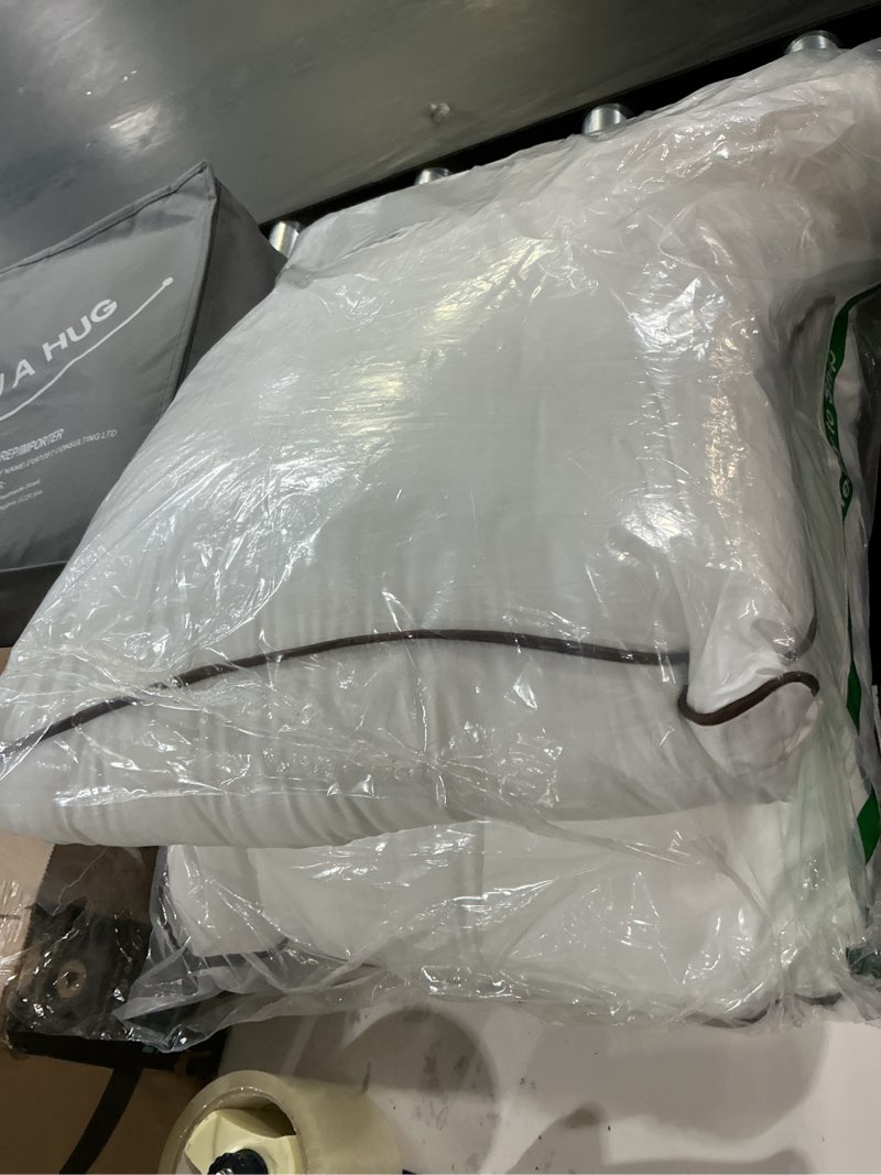 Condition photo showing Good Condition for JOLLYVOGUE King Size Pillows Set of 2 for Sleeping, Soft and Supportive Bed Pillows with Down Alternative Filling for Side and Back Sleepers, Hotel Collection White King (Pack of 2)