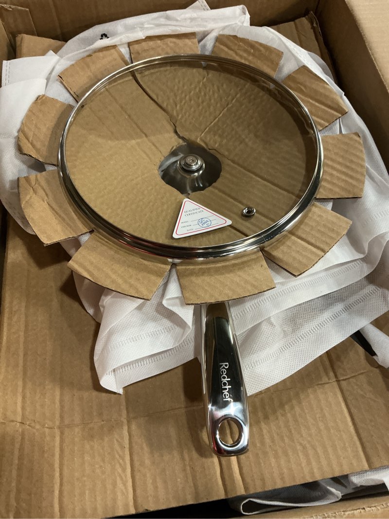 Condition photo showing New/Like New for redchef nonstick cookware sets, ceramic frying pan set with tempered glass lids, non stick cooking set, dishwasher & oven safe, induction safe, compatible with all cooktops, blue (8", 9.5", 11")