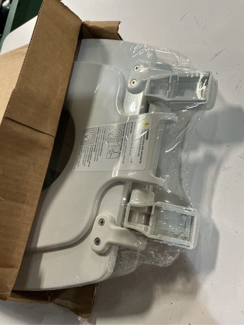 Condition photo showing New/Like New for Bemis 888Slow Nextstep2 Round Closed-Front Toilet Seat - White