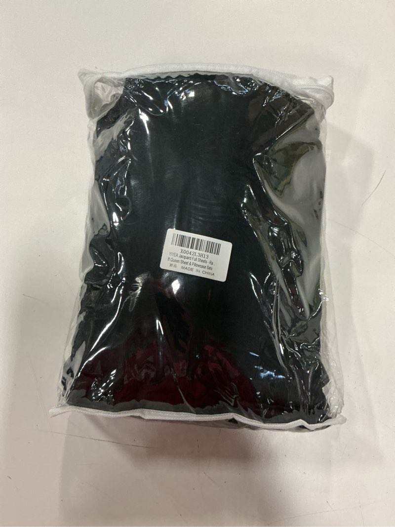Condition photo showing New/Like New for YIYEA 100% Organic Viscose Derived from Bamboo Sheets Full Size Set, Luxury 400TC Jacquard Bed Sheet