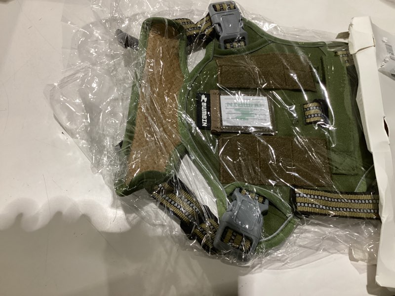 Condition photo showing Good Condition for bumbin tactical dog harness for large dogs, no pull, reflective, green, l(neck:19-25", chest:21-35") green l(neck:19-25", chest:21-35")