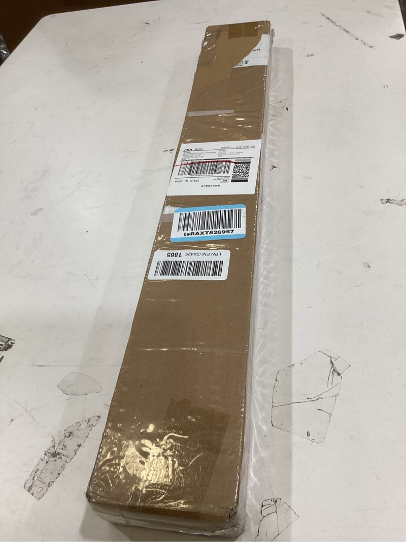 Condition photo showing New/Like New for 1" cordless mini blinds 20" w x 36" h, white vinyl blinds, horizontal light filtering blinds, window blinds for indoor windows, office, kitchen, bathroom and living room. 20"w x 36"h
