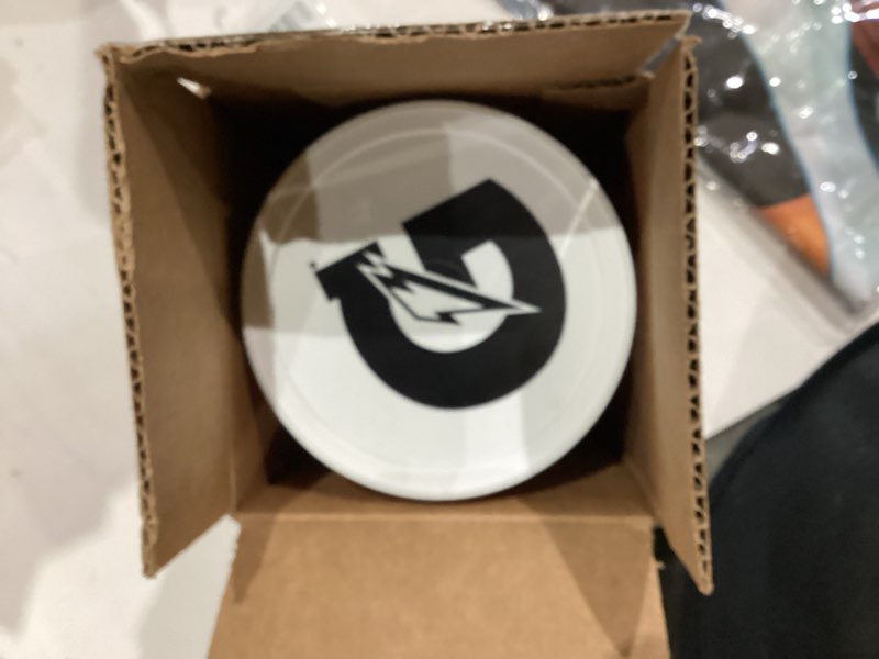 Condition photo showing New/Like New for Gatorade Thirst Quencher Powder, Fruit Punch, 76.5 oz Fruit Punch 76.5 Ounce (Pack of 1)