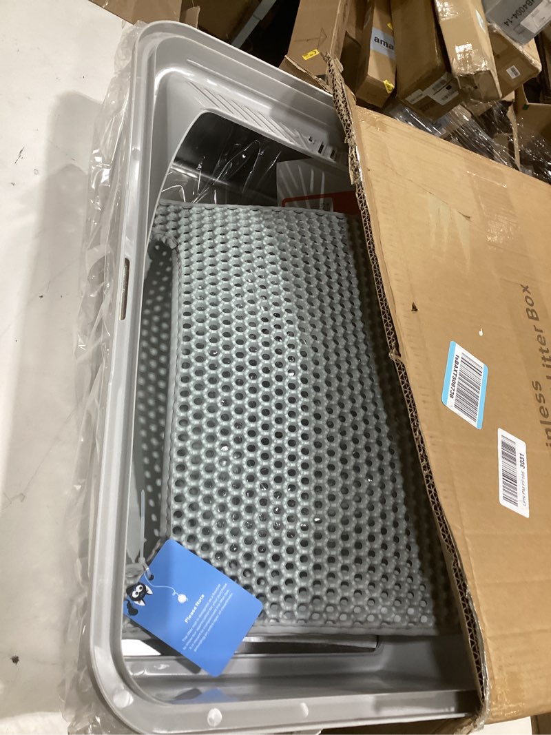 Condition photo showing Good Condition for stainless steel litter box | xl enclosed cat litter boxes with lid for big cats | high sided, anti-urine leakage | non-stick bottom & includes litter mat & metal scoop