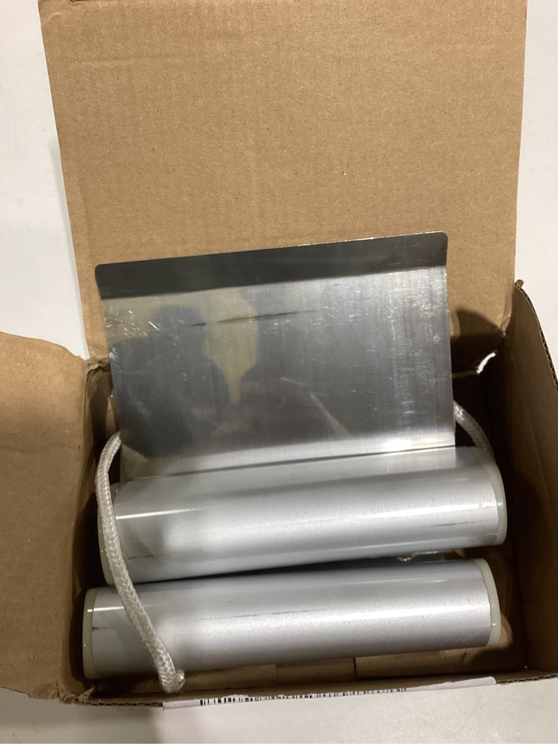Condition photo showing Good Condition for vinyl fence rail removal tool for vinyl fence at 5-1/2" above, modern style, white
