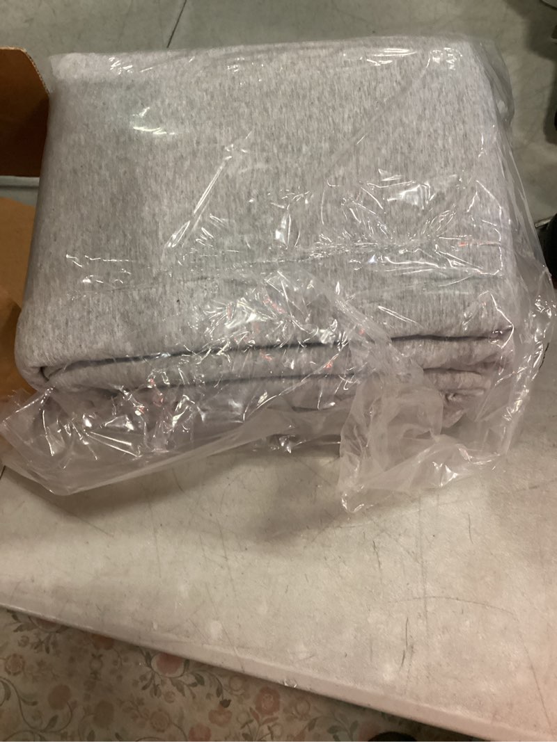 Condition photo showing New/Like New for amazon basics 4 piece breathable 100% cotton jersey knit bed sheet set, includes flat and fitted sheets, pillowcase, stretchy, full, light gray, solid full light gray