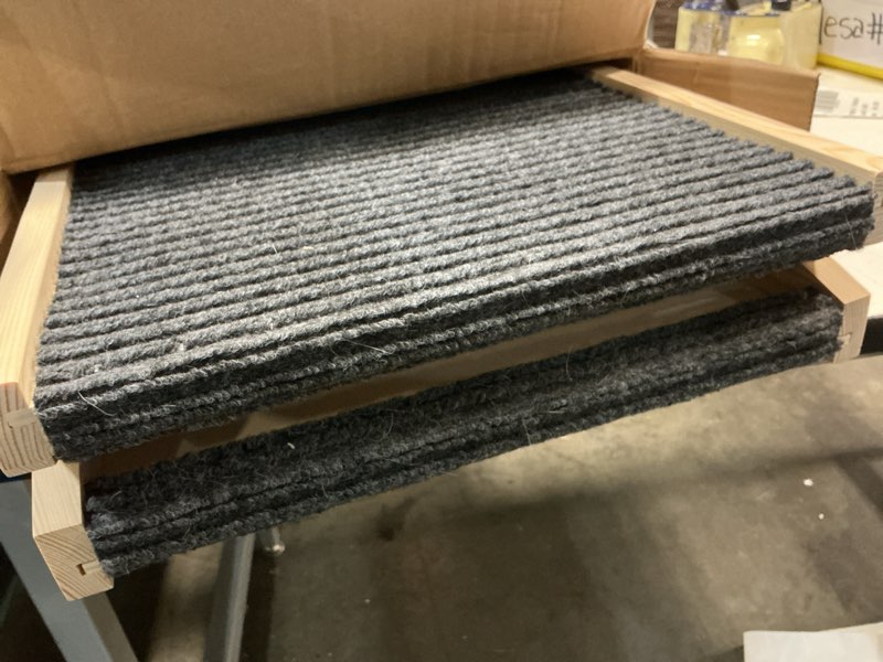 Condition photo showing Good Condition for Folding Dog Ramp Safety, Wooden Adjustable Height Pet Ramps, Potable Dog Steps with Non-Slip Traction Mat, Dog Step for Bed, Dogs Stairs for SUV Car, Couch, Safe, Height Bed 55.12 Inch Long