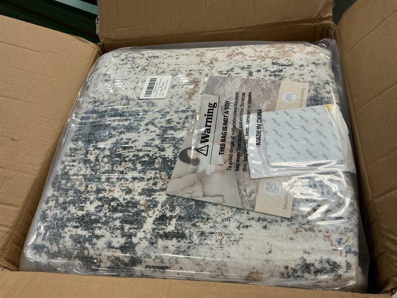 Condition photo showing New/Like New for area rugs for living room: 7x9 large soft washable rug modern abstract non-slip backing stain resistant carpet for bedroom dining room or home office home decor - blue blue 7' x 9' (rectangular)