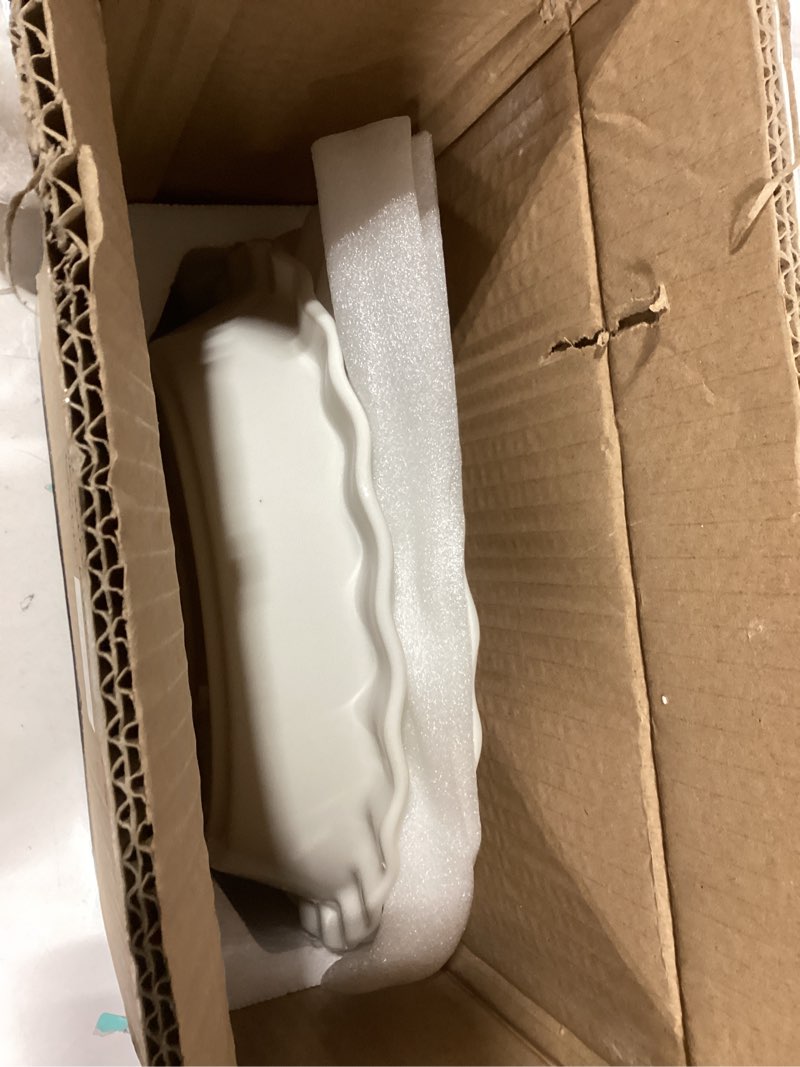 Condition photo showing As Is for MALACASA Ceramic Pie Pan Set of 2, 9 inch, 40 oz Round Pie Dishes with Fluted Edges, Non Stick, For Quiche, Apple Pies, Pot Pies & More 2 Pieces