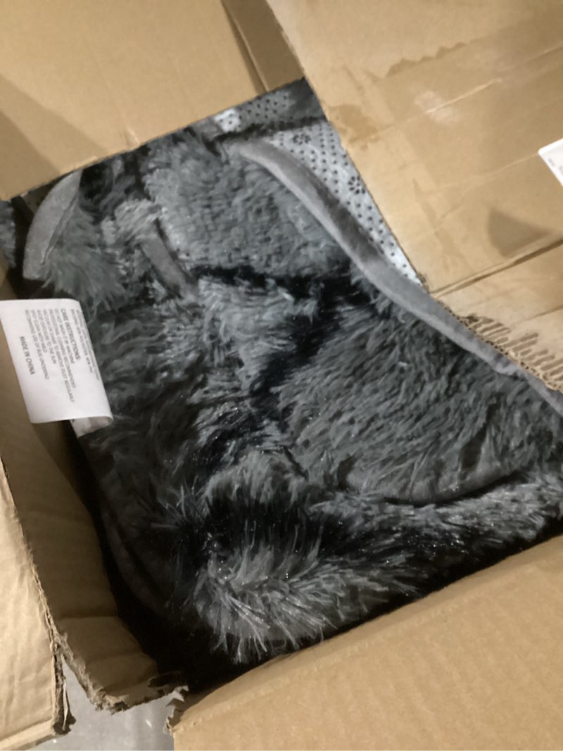 Condition photo showing Good Condition for ONASAR Area Rugs for Bedroom Living Room, Washable 4x6 Fluffy Grey and Black Rug, Shaggy Geometric Floor Mat for Home Decor Aesthetic, Soft Plush Fuzzy Carpet for Nursery Kids Teen Dorm 4' x 6' (Rectangular) 1- Grey / Black