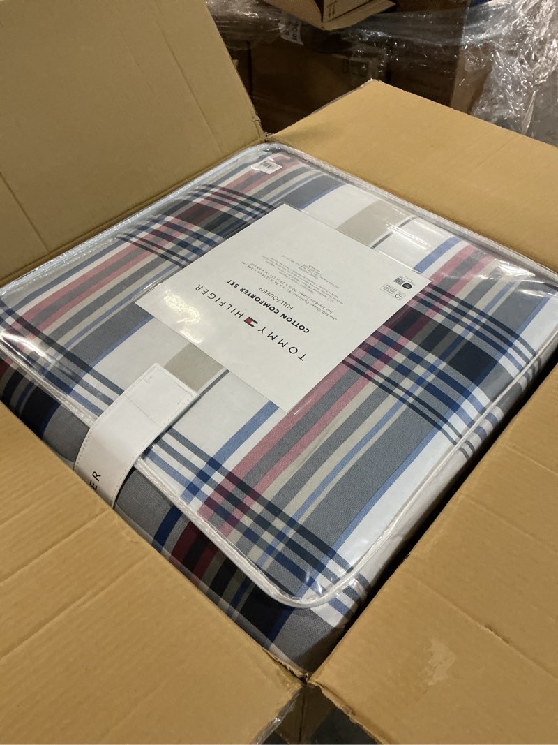 Condition photo showing New/Like New for Tommy Hilfiger - Full/Queen Comforter Set, Cotton Textured Bedding with Matching Shams, Medium Weight Bed Set, Oeko-TEX Certified (Waterbury Plaid Blue) Queen Waterbury Plaid Blue