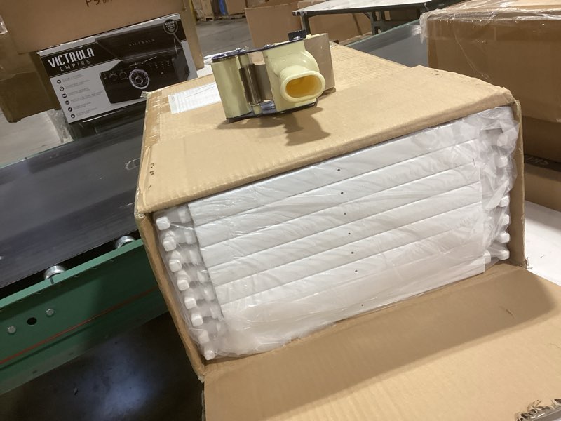 Condition photo showing Good Condition for 23.6“ H Clear Acrylic Plastic Dog Playpen, 8Pcs Lightweight & Easy Assemble Playpen Divider, Durable Safety Play Pen Indoors, Puppy, Cat, Small Animal(White) White 8 Panels 23.6" H