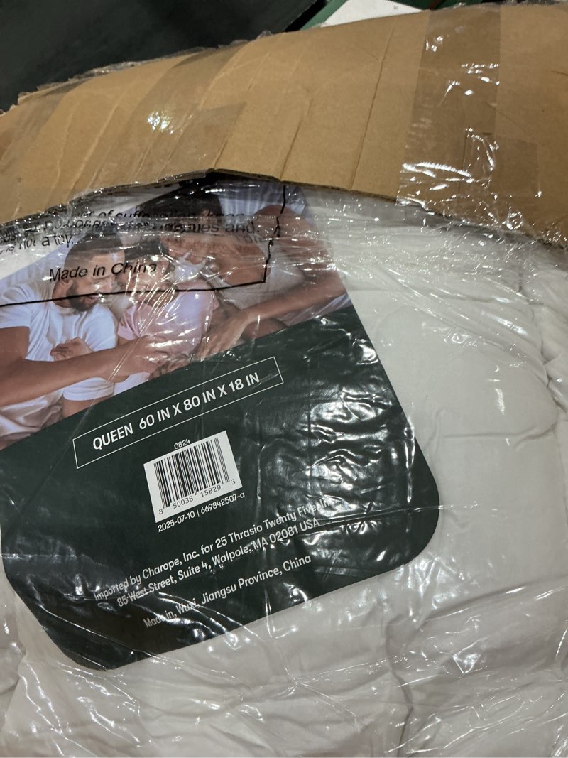 Condition photo showing Good Condition for beckham hotel collection queen size mattress pad (extra padded) & protector hybrid - quilted pillow top mattress cover - thick, plush, fitted mattress topper for bed