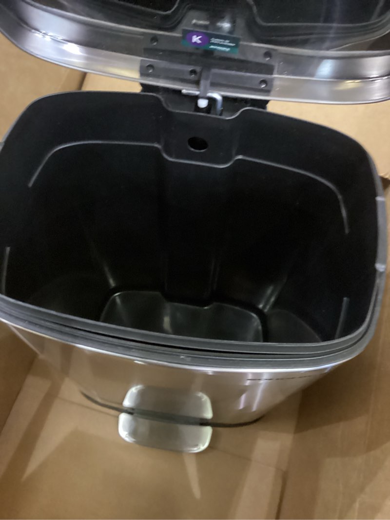 Condition photo showing Good Condition for Trashcan, Soft Close Lid & Smudge-Free Finish, Ideal for Home 