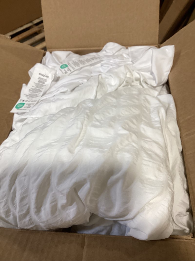 Condition photo showing As Is for cozylux full size comforter sets - 270gsm white bedding sets for all seasons, 3 pieces box stitched bed set with 1 down alternative comforter and 2 pillow shams, soft, lightweight, breathable white full(82"x86")