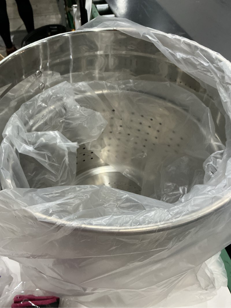 Condition photo showing Good Condition for stainless steel pot with inner basket