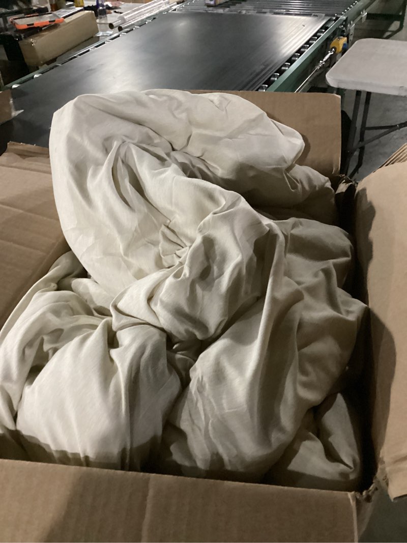 Condition photo showing Good Condition for Bedsure King Size Comforter Set - Beige King Comforter Set, Soft Bedding for All Seasons, Cationic Dyed Bedding Set, 3 Pieces, 1 Comforter (104"x90") and 2 Pillow Shams (20"x36"+2") King 05 - Beige