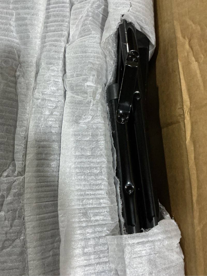 Condition photo showing Good Condition for padded folding chair, vinyl, black, 300 lb (4pcs)