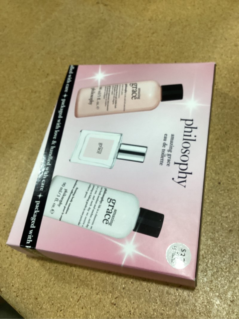 Condition photo showing New/Like New for philosophy amazing grace eau de toilette - clean & floral women's perfume - with notes of bergamot, muguet & musk - long lasting fragrance 3 piece giftset (2 fl oz eau de toilette + 6 fl oz shower gel + 6 fl oz firming body emulsion) 2.17 fl oz (pack of 3)
