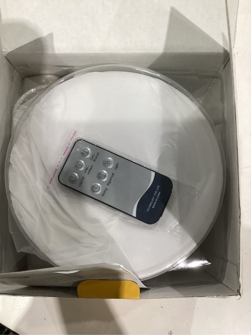 Condition photo showing New/Like New for 20-Hour Long-Lasting Aromatherapy, 500ML Large Essential Oil Diffuser: Ultrasonic Cool Mist Humidifier with Remote Control, 7 Color Lights, Timer, Auto-Off for Home/Bedroom/Yoga (Minimalist White)