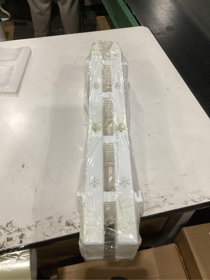 Condition photo showing Good Condition for 24" Extra Tall Fence for Christmas Tree,12PCS White Picket Fence Gate Barrier with Snowflakes&Tree Patterns Christmas Tree Gate for Pets(24" H x 5" W Each) 24inches-12PCS White